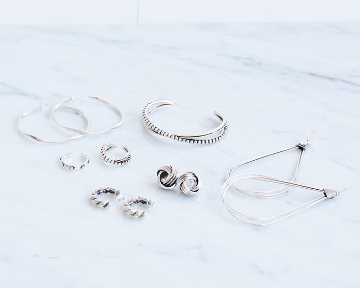 シルバーアクセサリー 集合静物
