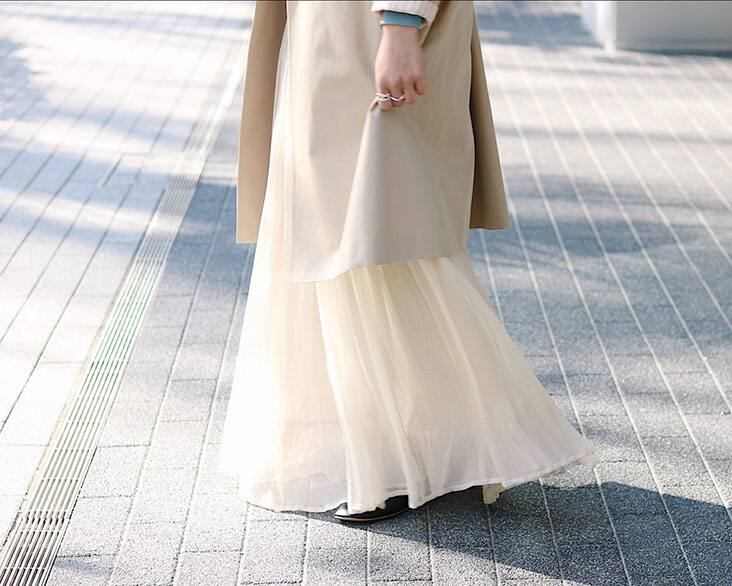 SLOBE ベージュトレンチ アイボリーチュール?ロングスカート下半身