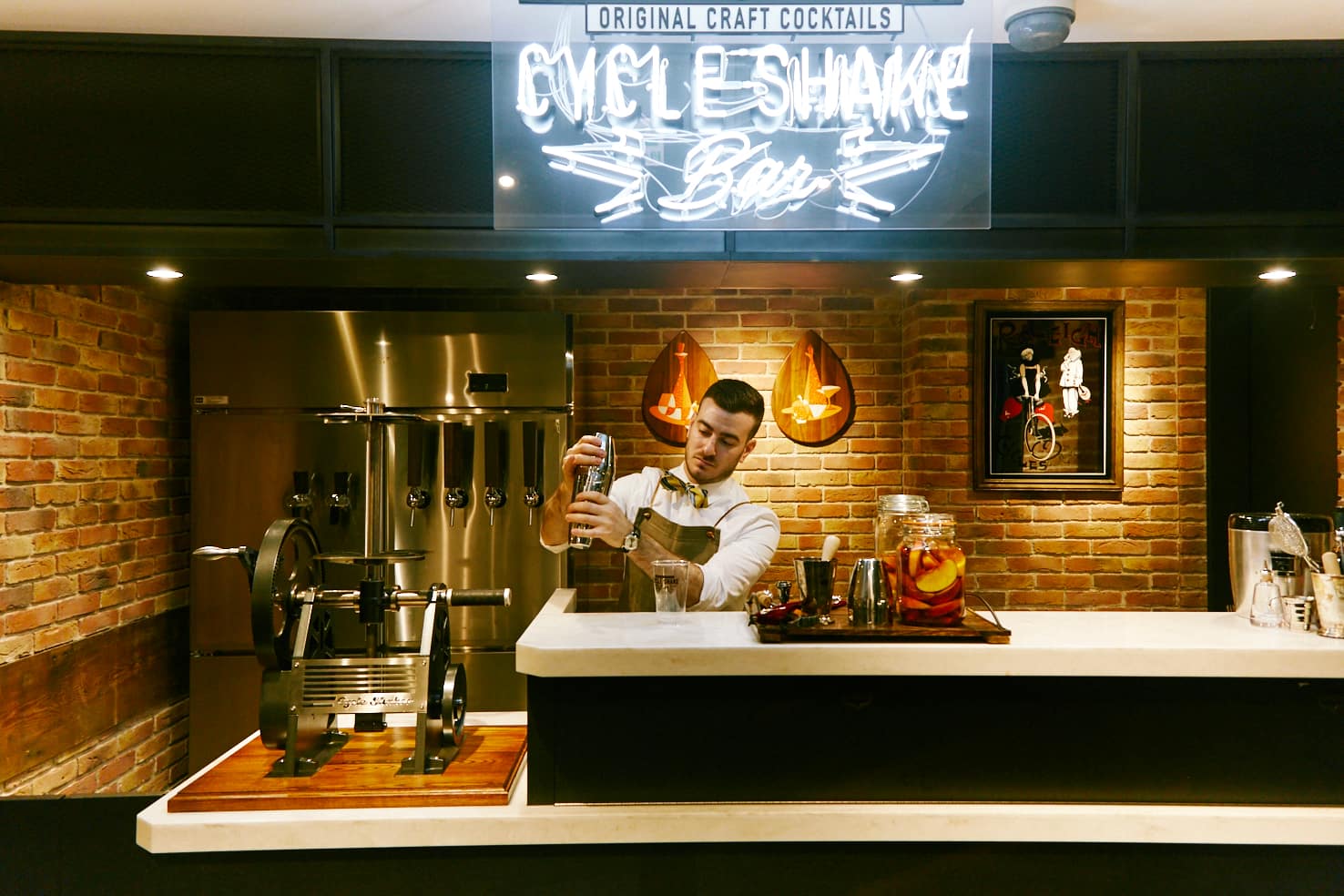 J.S.BURGERS CAFE CYCLE SHAKE BAR 新宿店 かき氷 カクテル 登場