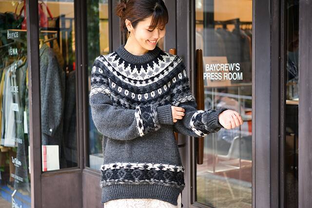 長谷川さん 上半身 ノルディックニット