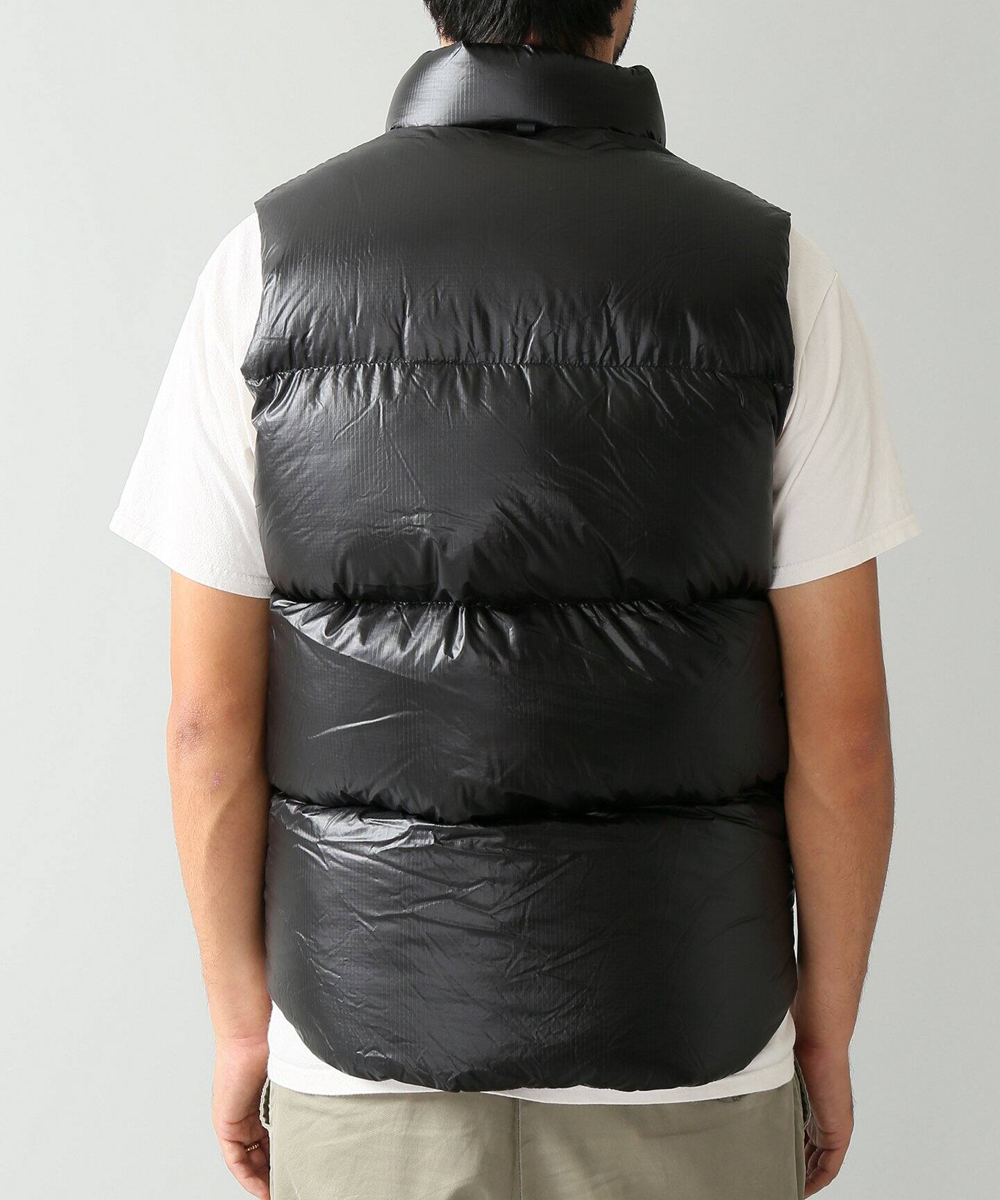 ROCKY MOUNTAIN FEATHERBED×JS リバーシブルダウンベスト（ダウン 