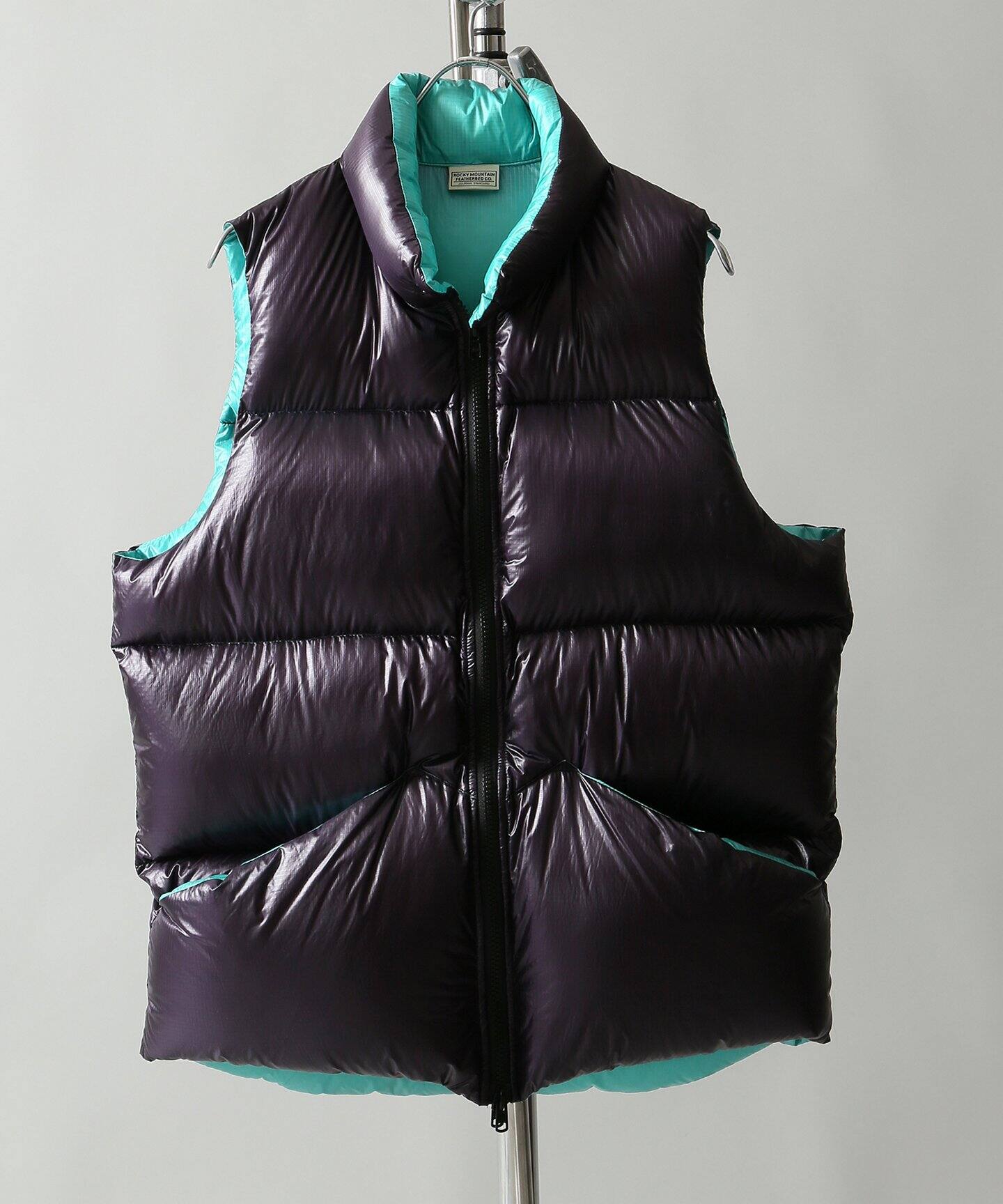ROCKY MOUNTAIN FEATHERBED×JS リバーシブルダウンベスト（ダウン 