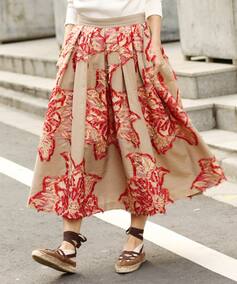 ENA
  IENA LA BOUCLE フラワージャガードボリュームスカート◆
  ¥34,560税込