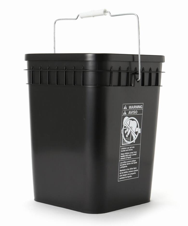 AFFORDABLE BUCKETS 4GAL（ステーショナリー）｜ACME Furniture（アクメ ファニチャー）の通販｜BAYCREW