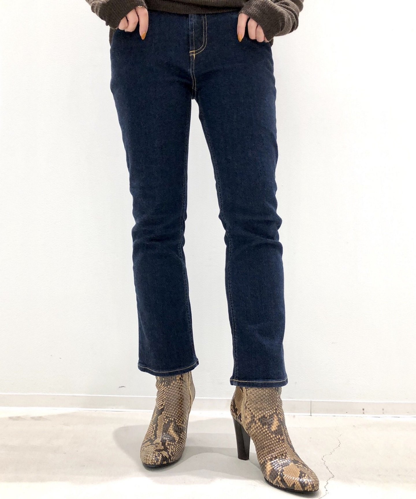 新入荷
L'Appartement DEUXIEME CLASSE
◇INDIGO cropped denim
¥23,760税込