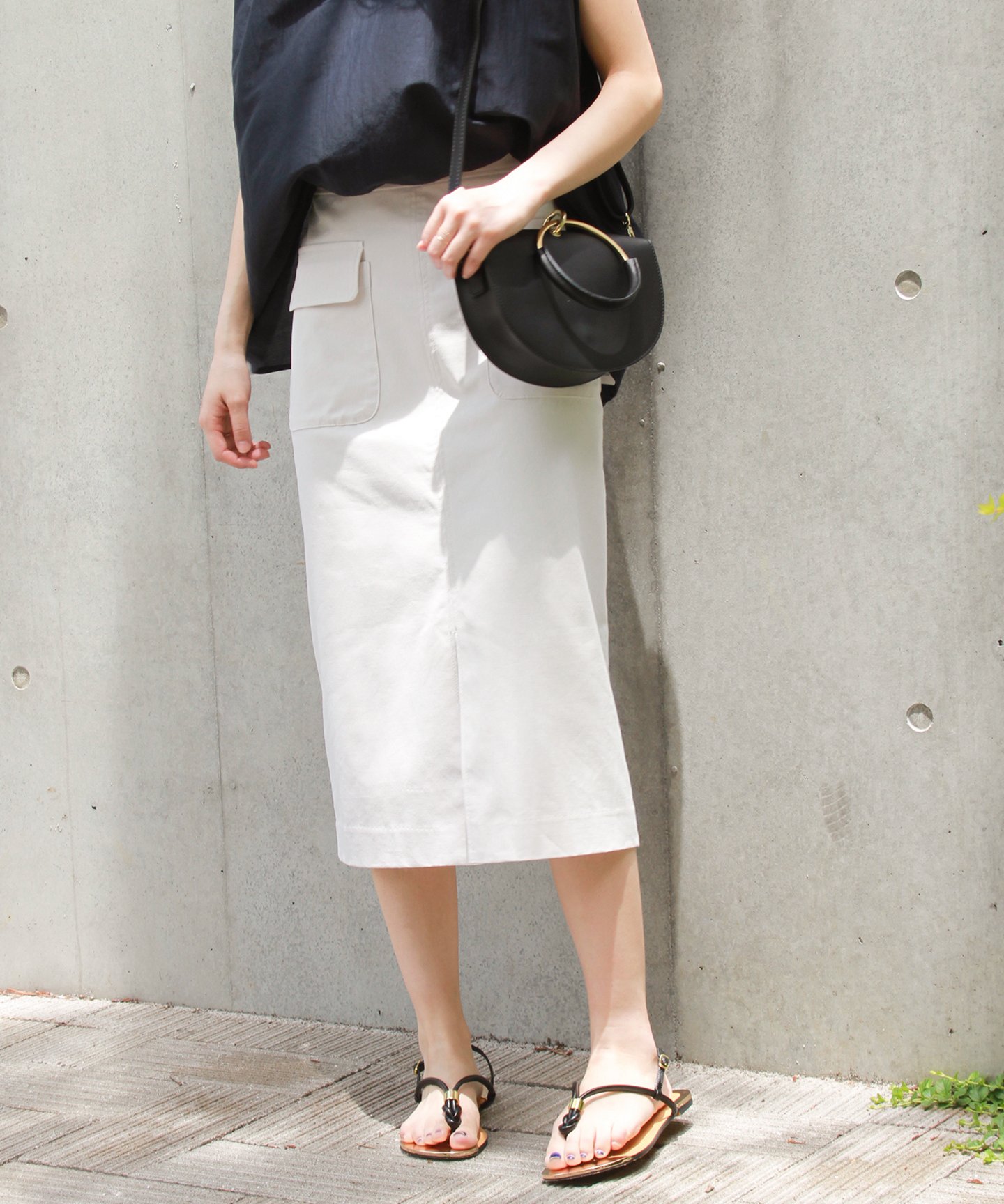 
  Spick and Span
  Wポケットオックスタイトスカート2◆
  ¥15,120税込¥10,584税込30%OFF