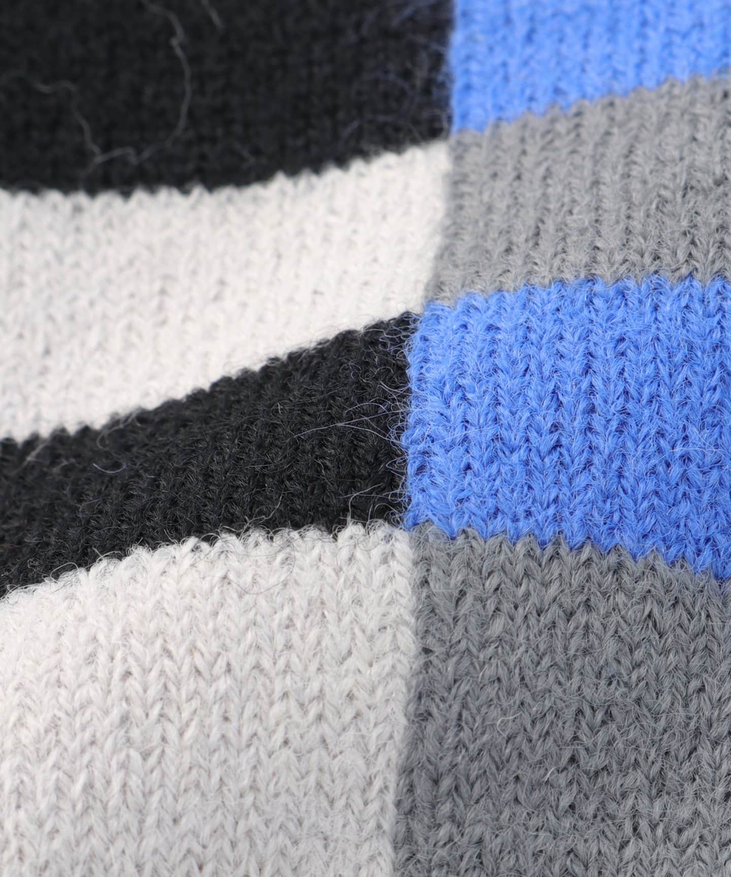 eaphi LOGO MOHAIR MUFFLER マフラー ivory eaphi LOGO MOHAIR MUFFLER マフラー ivory é embroidery logo