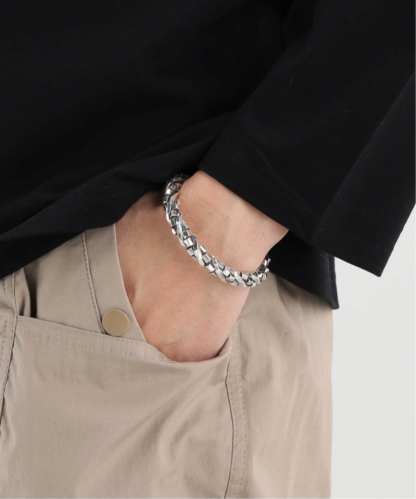 BOLTED STUDIOS ボルテッド・スタジオ / HELIX 2 BANGLE