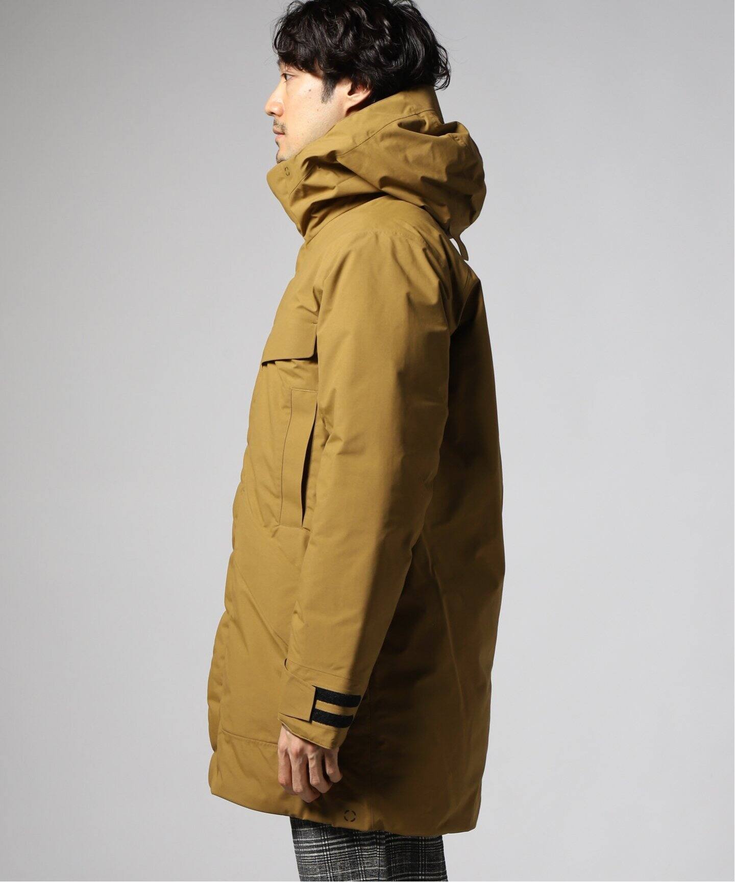 hooded spur down coat