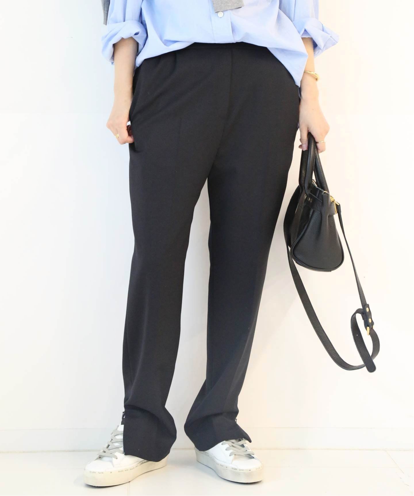 再入荷
Deuxieme Classe
スリットテーパードパンツ
¥21,600税込