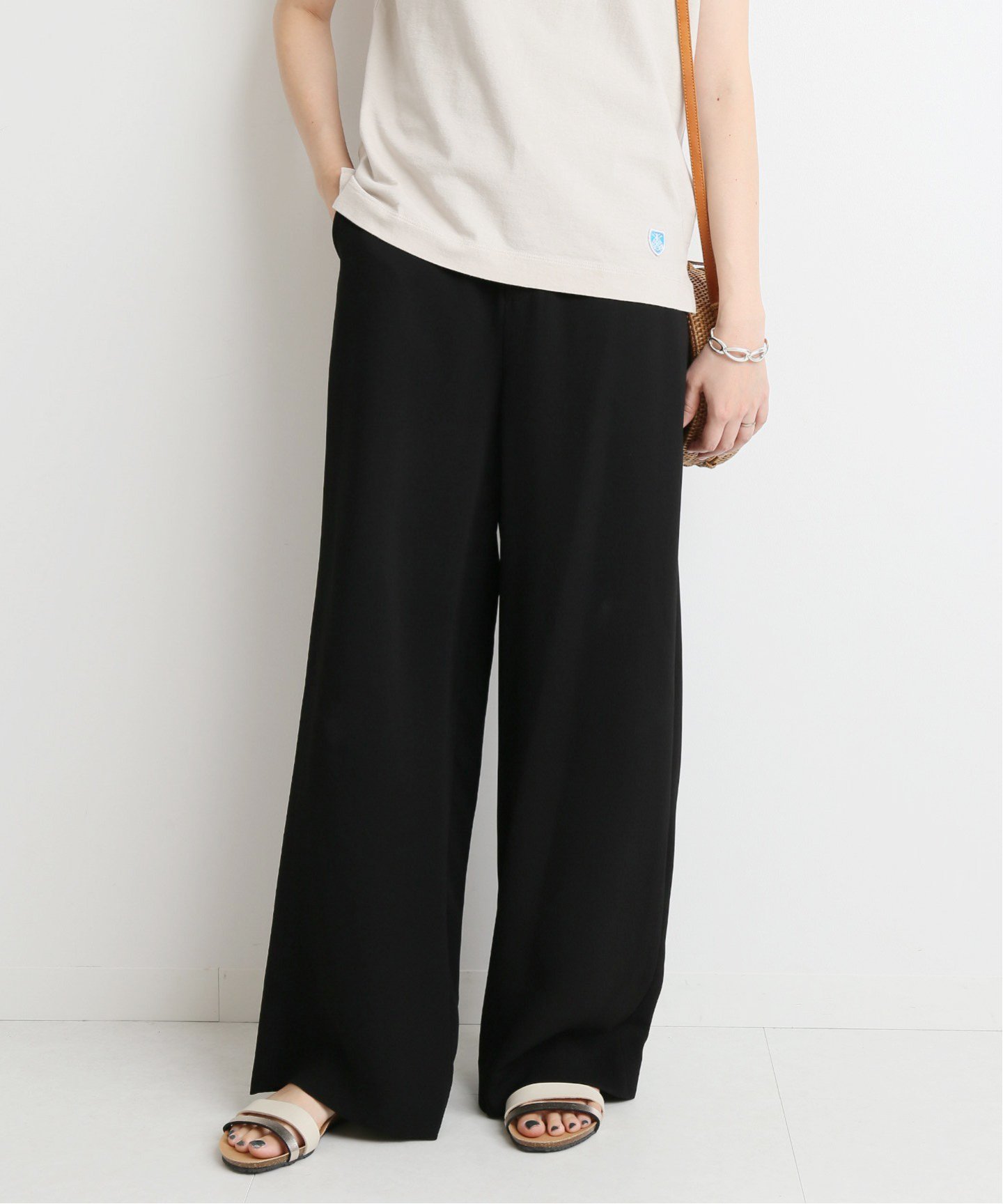 再入荷
SLOBE IENA
バックサテンワイドパンツ◆
¥10,800税込¥5,400税込50%OFF