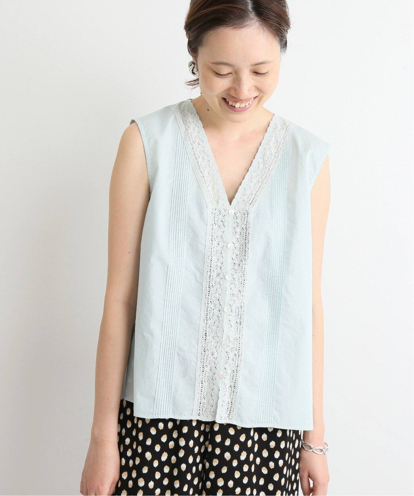 超熱 ❤︎美品❤︎ スローブイエナ Vネック ノースリーブ ブラウス 40 ネイビー - シャツ/ブラウス(半袖/袖なし)