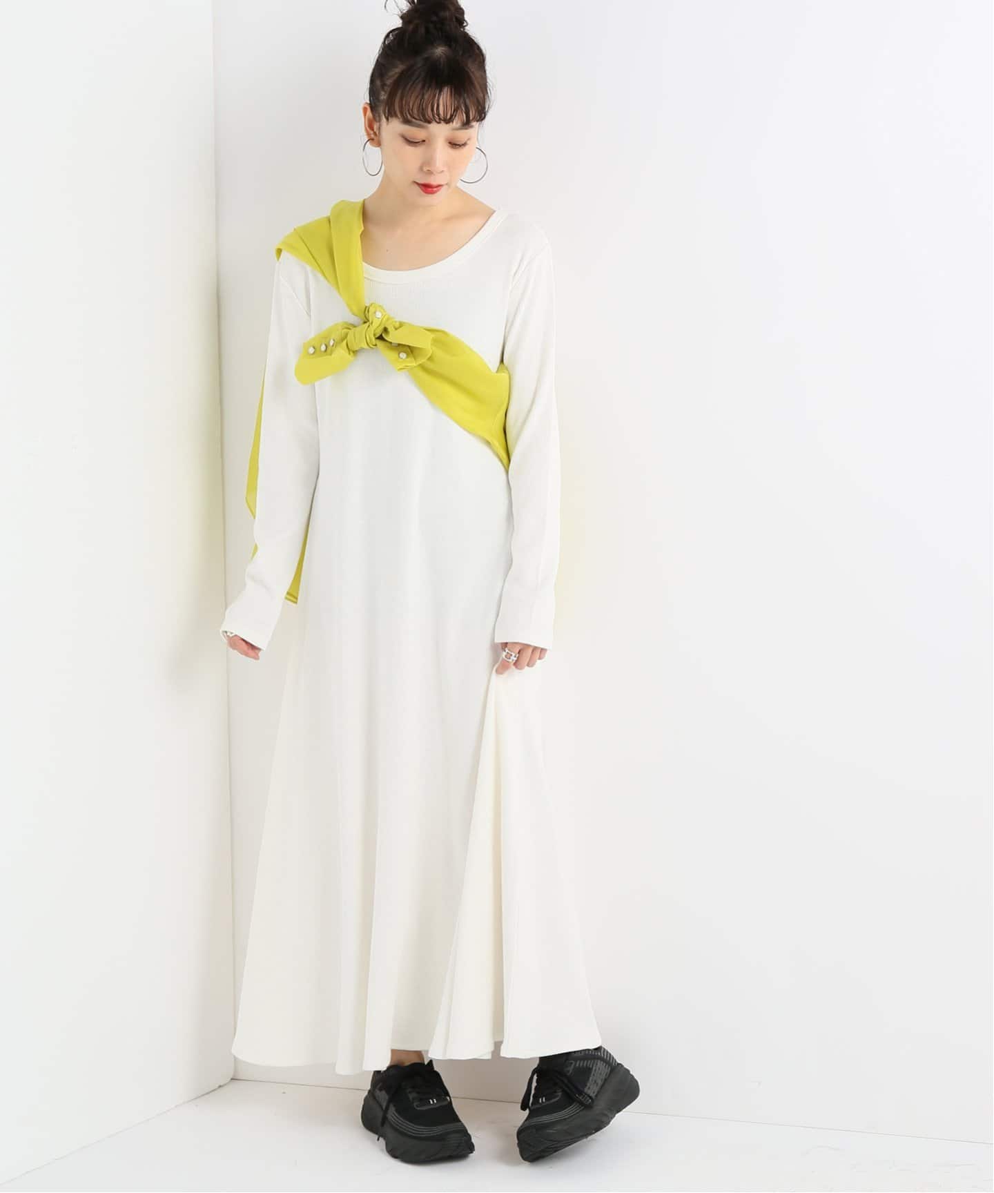 Journal Standard ジャーナルスタンダード フライスリブ ウシロアキフレアワンピース 品番 Bycw B C Stock ベーセーストック のレディースファッション通販 Shoplist ショップリスト