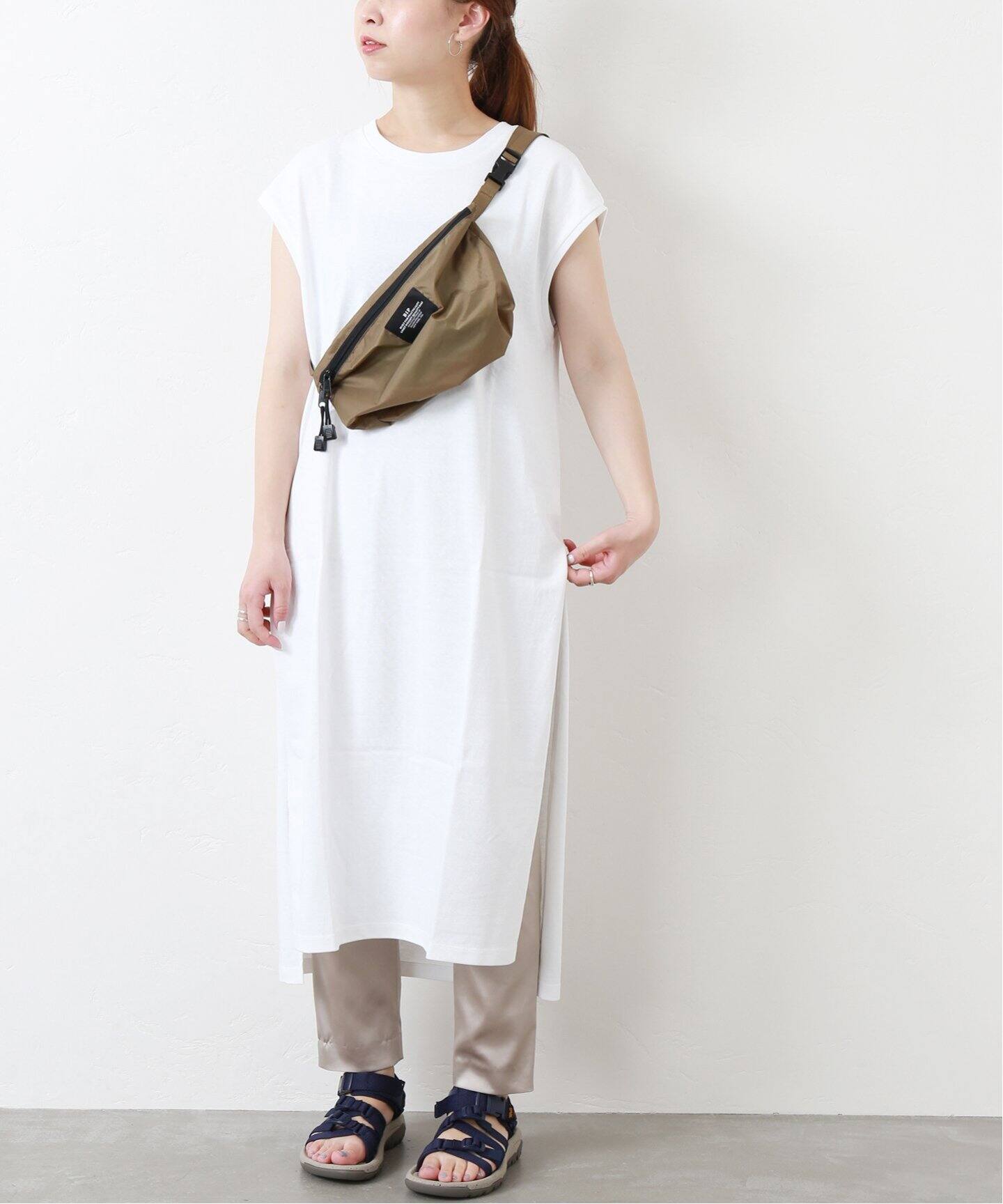 安い購入 ワンピース スポーティー ジャージ風 ミニ丈 長袖 2本ライン ブラック 07 店長大暴走 クリアランスsale Www Iacymperu Org