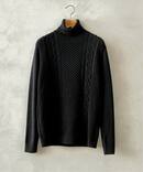 Functional Worsted ケーブルタートルネックニット