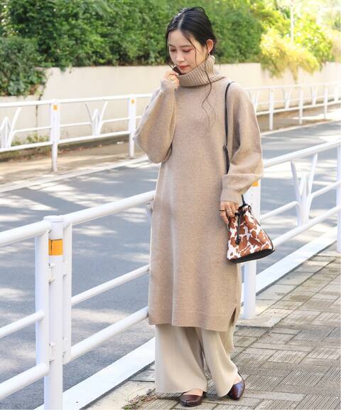 イタリーシ タートルネックワンピース B C Stock ベーセーストック 公式のファッション通販 Baycrew S Store