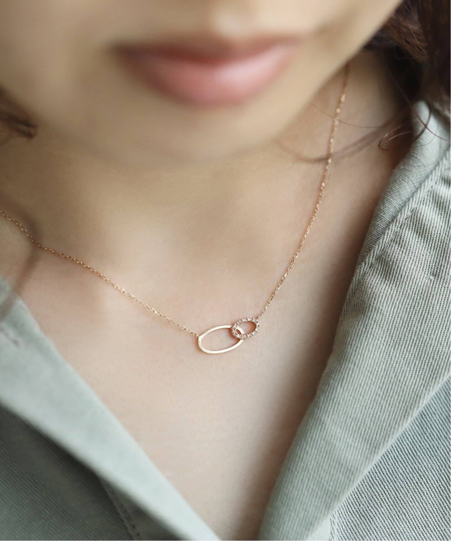 ダイヤダブルサークルモチーネックレス K10（ネックレス  