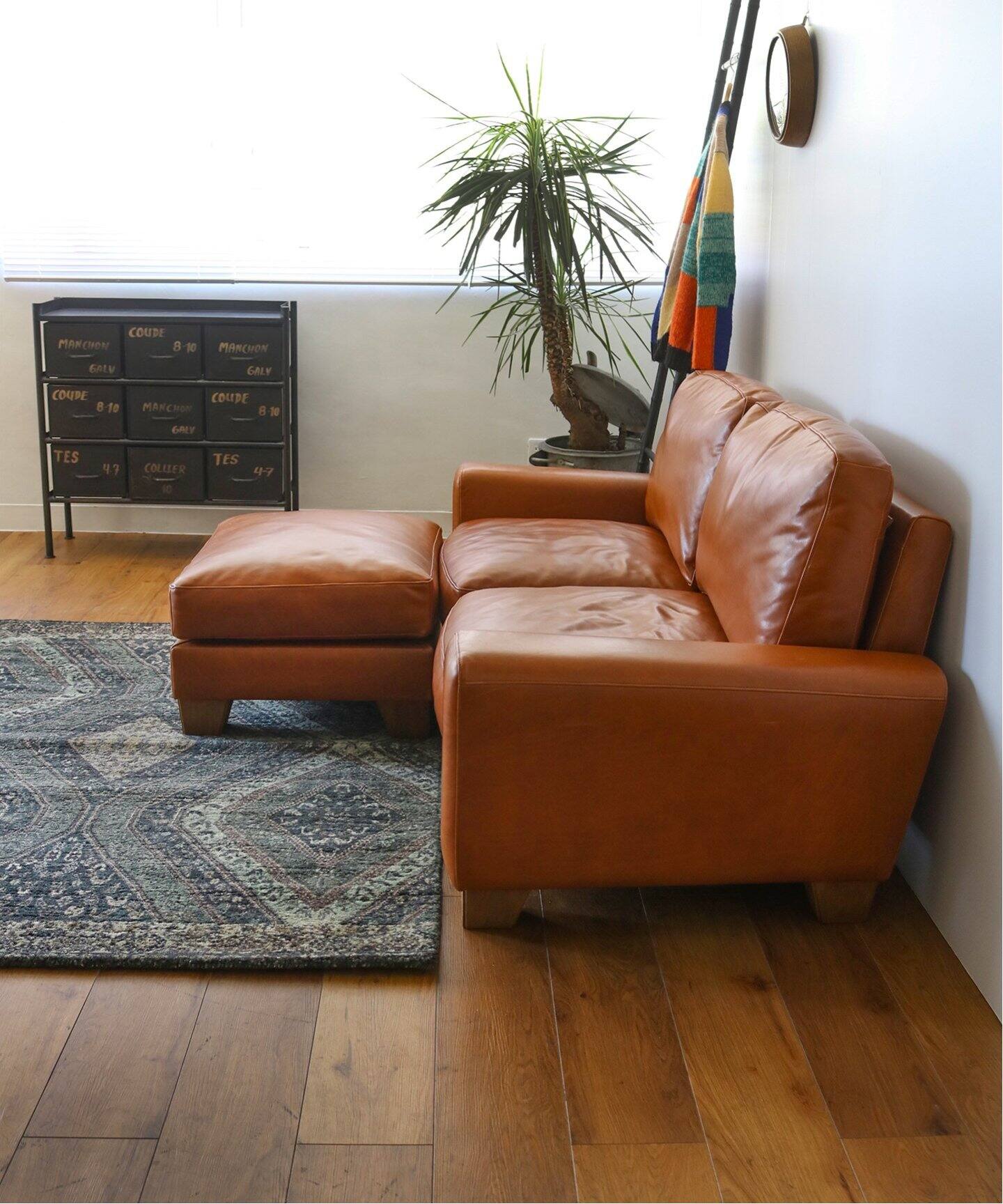 中型商品》FRESNO OTTOMAN フレスノオットマン（ソファ）｜ACME  