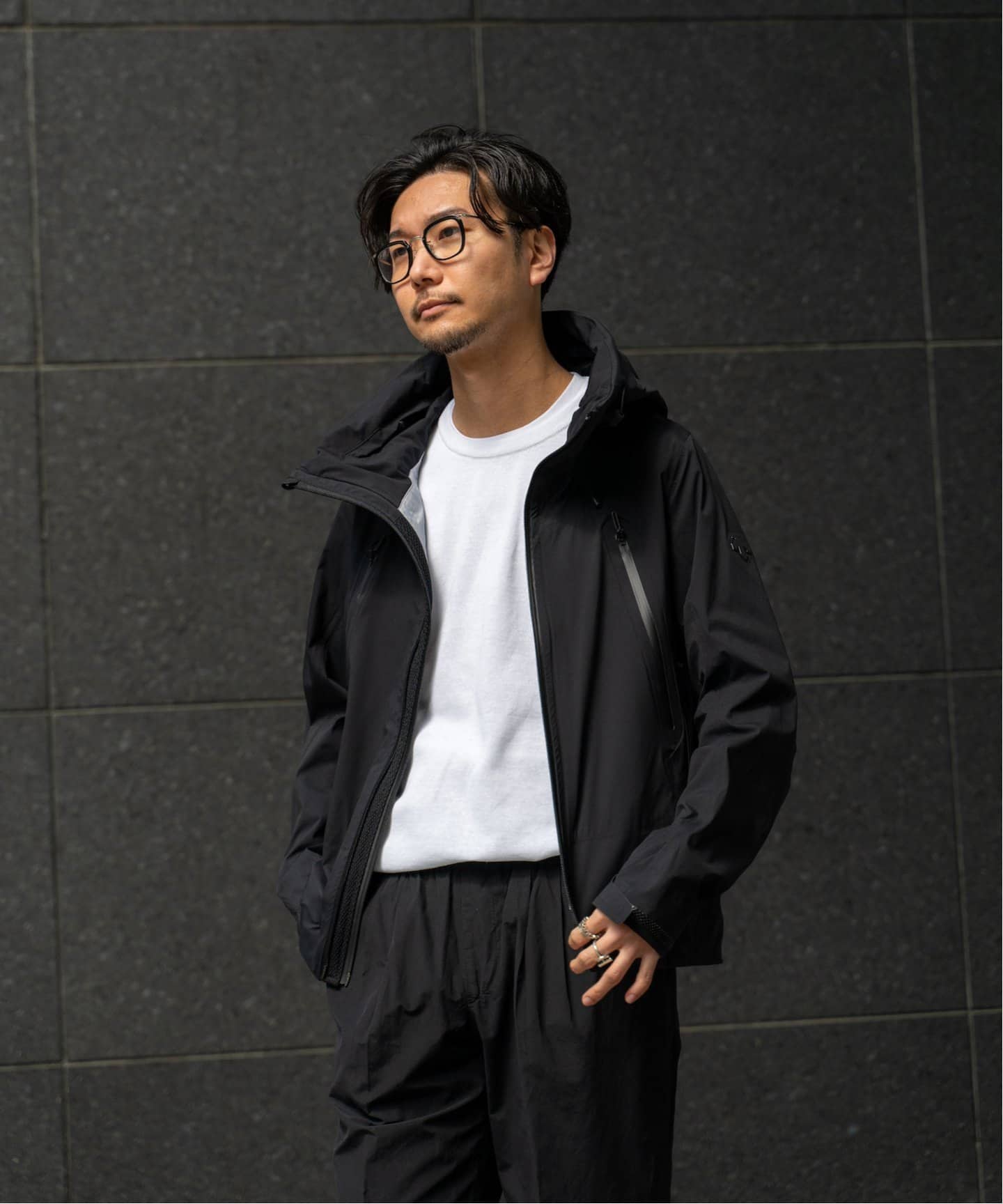 descente shell jacket