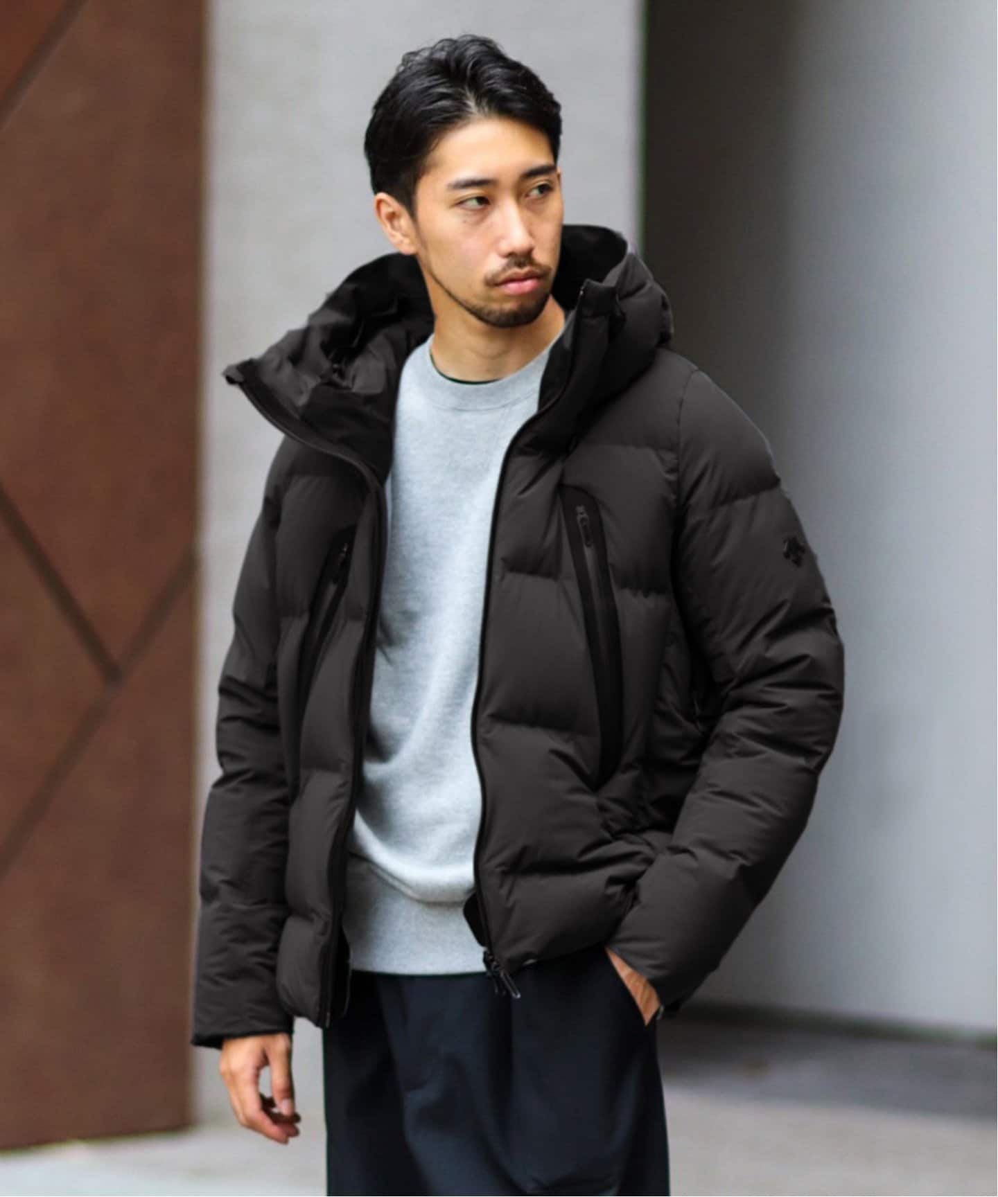 【本日(10/13)限定金額】EDIFICE別注マウンテニア DESCENTE