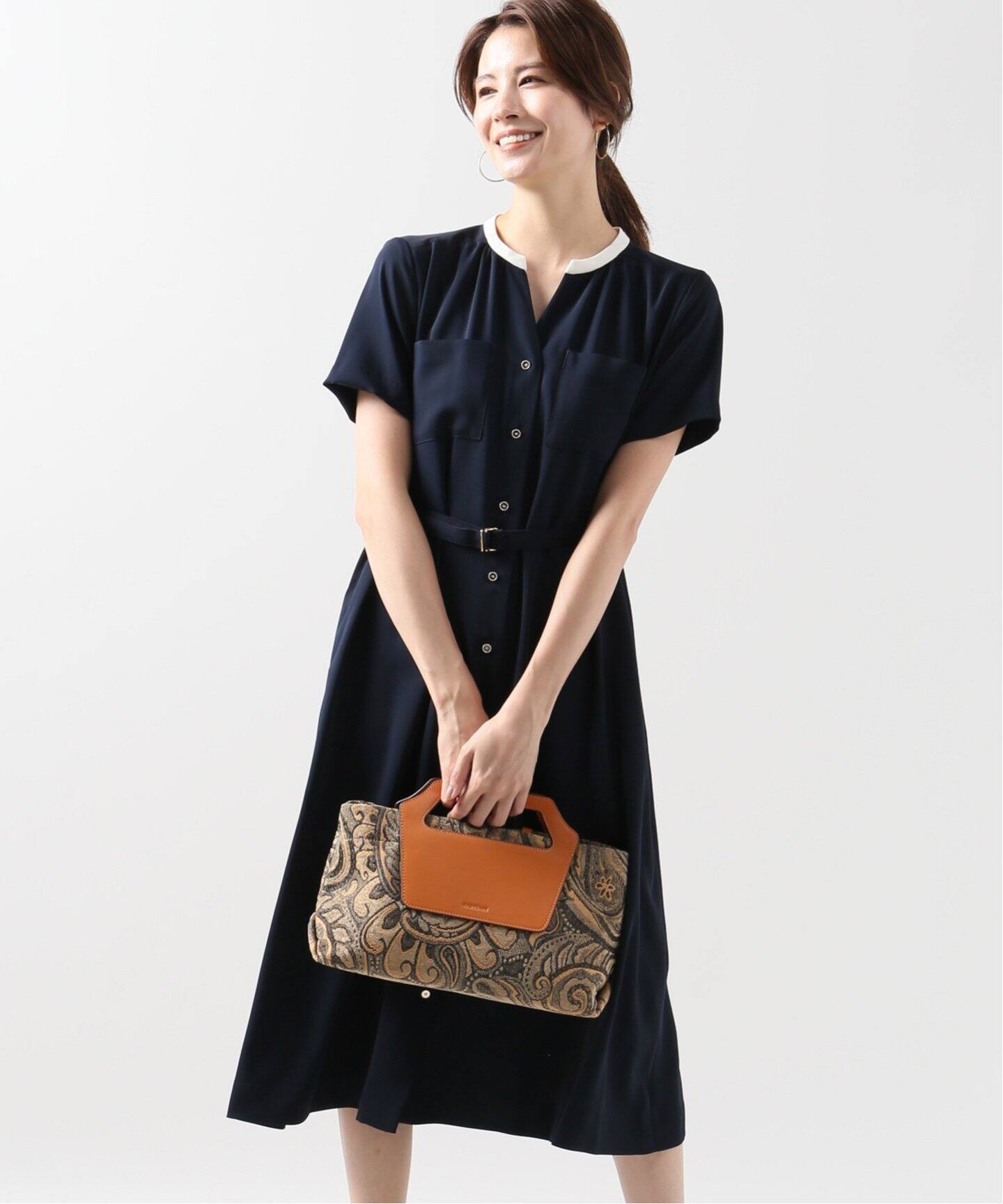 配色スキッパー半袖ワンピース La Totalite ラ トータリテ 公式のファッション通販 Baycrew S Store