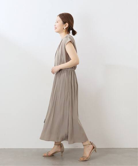 カッセンギャザーフレンチワンピース La Totalite ラ トータリテ 公式のファッション通販 Baycrew S Store