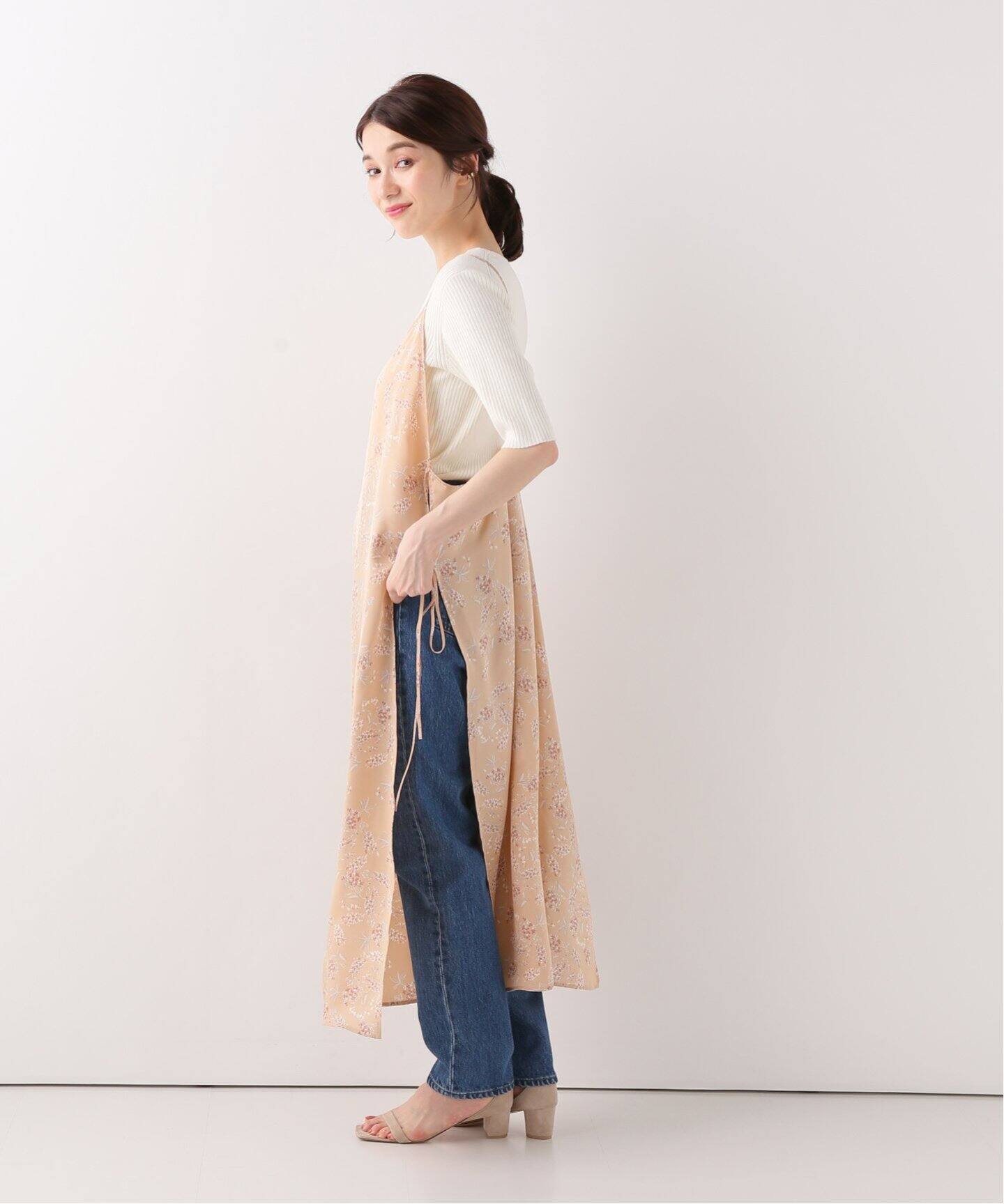 Spick and span ツートーン フラワープリント キャミ ワンピース 楽天市場】【SALE／30%OFF】ツートーンフラワープリントキャミ