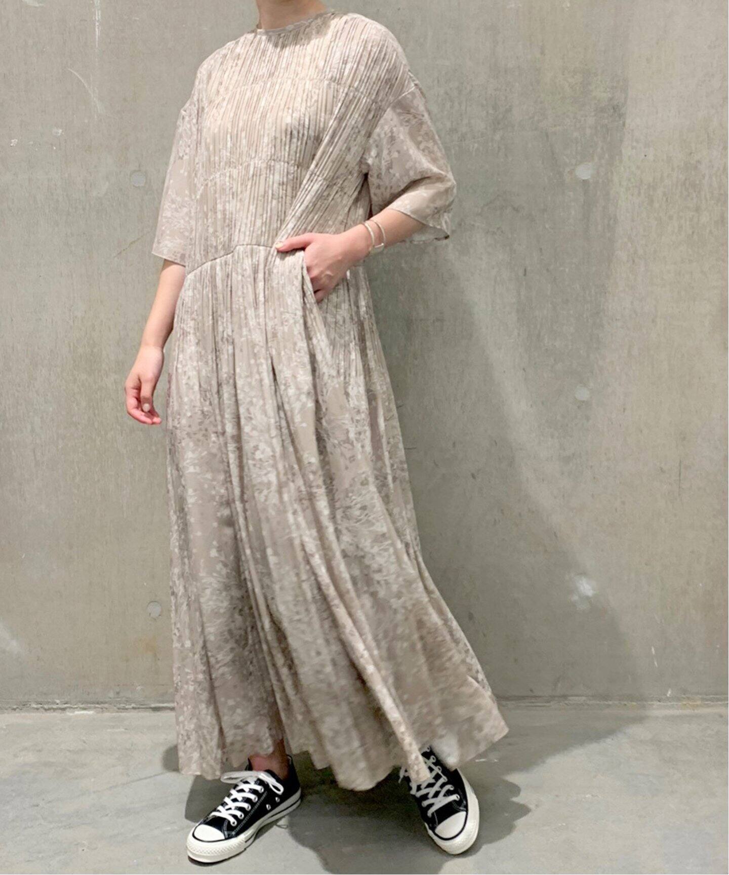 Clane クラネ Flowing Frower One Piece ワンピース Journal Standard ジャーナルスタンダード 公式のファッション通販 Baycrew S Store