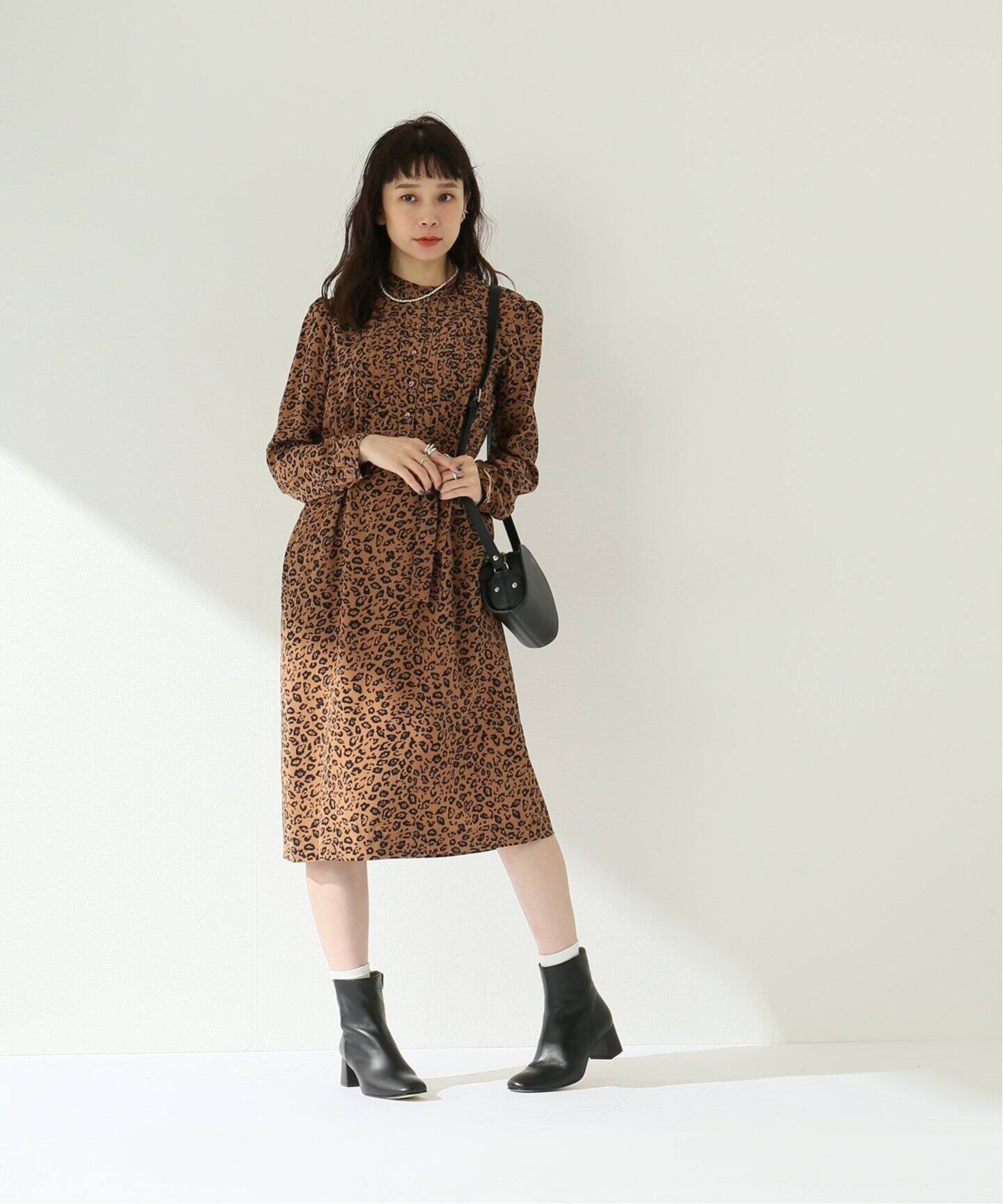 A P C アーペーセー Robe Lio ワンピース Journal Standard Relume ジャーナルスタンダード レリューム 公式のファッション通販 Baycrew S Store