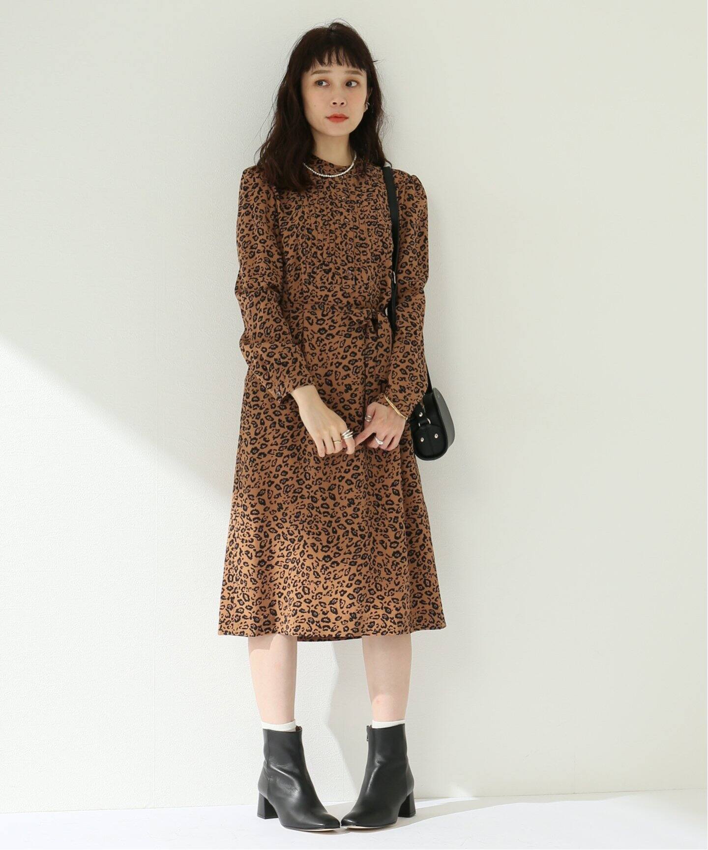 A P C アーペーセー Robe Lio ワンピース Journal Standard Relume ジャーナルスタンダード レリューム 公式のファッション通販 Baycrew S Store