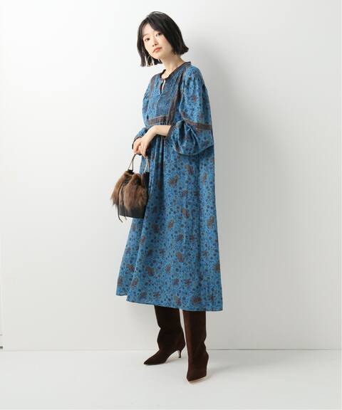 タックペイズリープリントワンピース B C Stock ベーセーストック 公式のファッション通販 Baycrew S Store