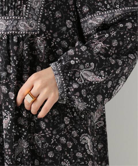 タックペイズリープリントワンピース B C Stock ベーセーストック 公式のファッション通販 Baycrew S Store