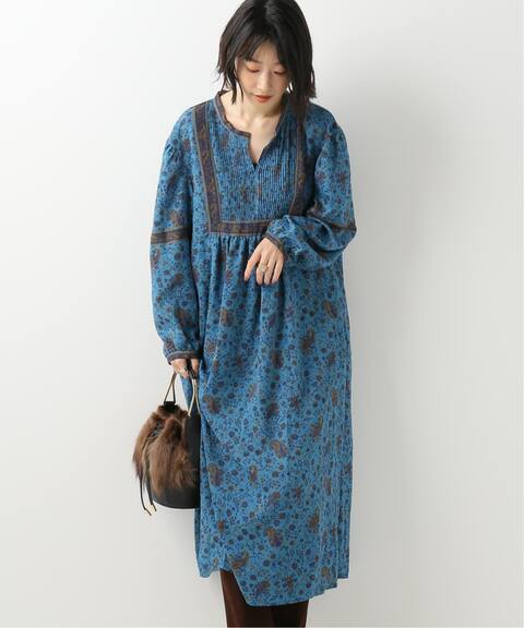 タックペイズリープリントワンピース B C Stock ベーセーストック 公式のファッション通販 20040700064930 Baycrew S Store