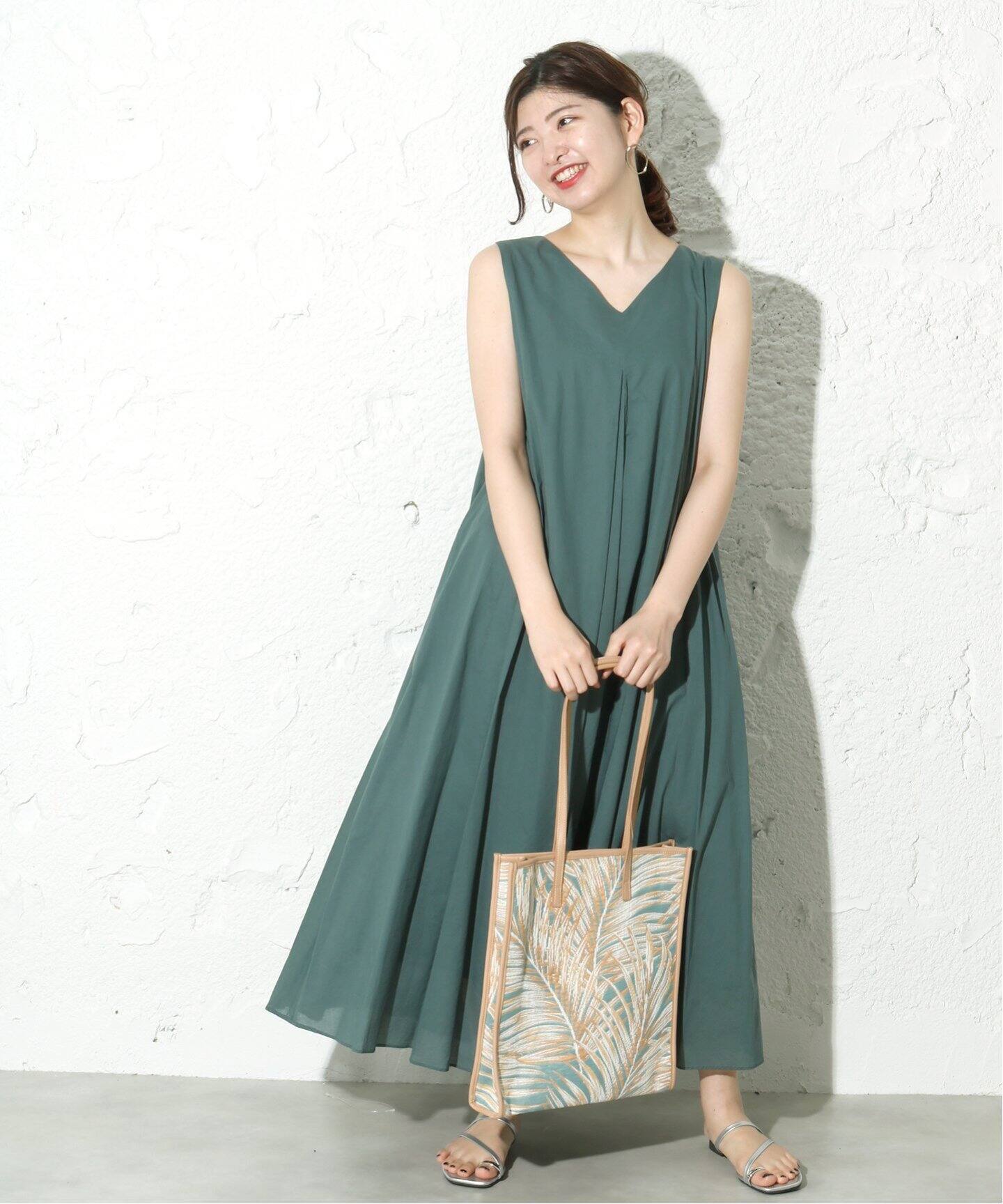 綿ローンワンピース B C Stock ベーセーストック 公式のファッション通販 Baycrew S Store