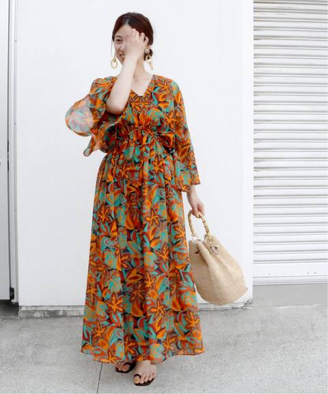 Eローンエスニックプリントワンピース Vermeil Par Iena ヴェルメイユ パー イエナ 公式のファッション通販 Baycrew S Store Eローンエスニックプリントワンピース Vermeil Par Iena ヴェルメイユ パー イエナ 公式のファッション通販 Baycrew S Store