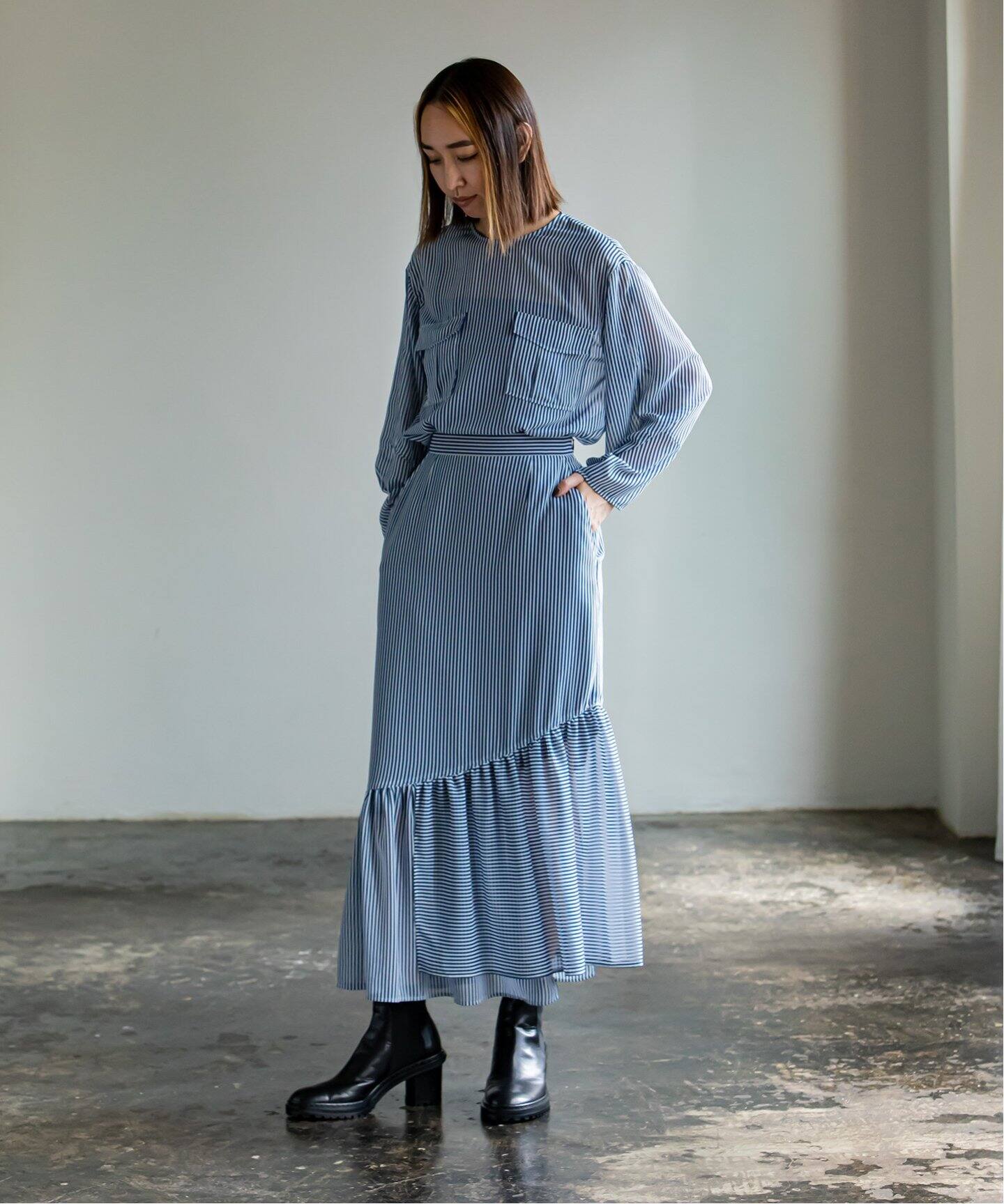 Noble【N.Jam】シアーストライプブラウス&スカートタグ付き未使用品 Noble【N.Jam】シアーストライプブラウス&スカートタグ付き未使用品