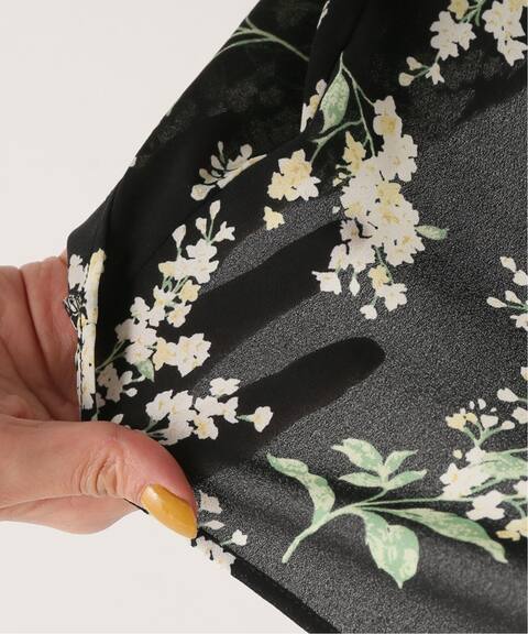 ジャスミンプリントギャザーブラウス Slobe Iena スローブ イエナ 公式のファッション通販 Baycrew S Store