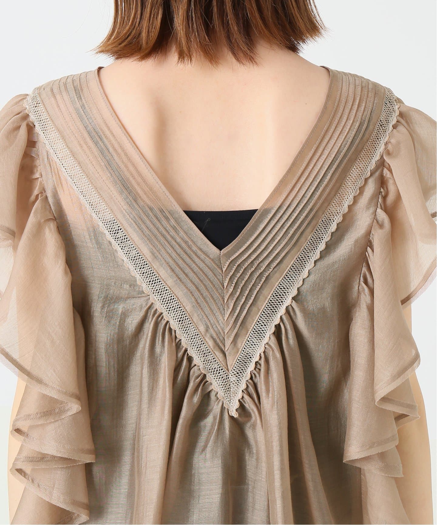 IENA LA BOUCLE　　ラッフルスリーブブラウス IENA(イエナ)の「IENA LA BOUCLE ラミー ラッフルスリーブ