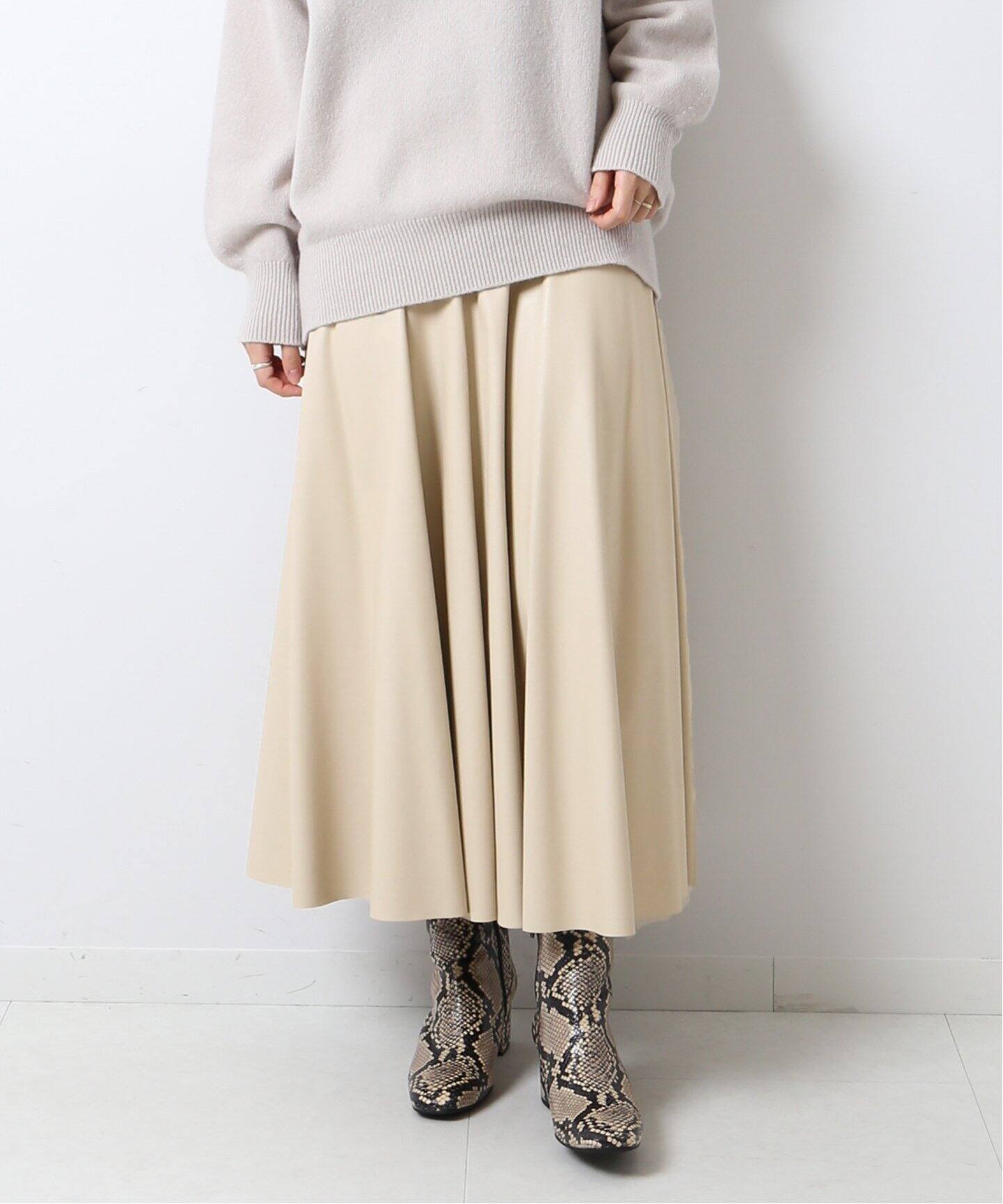フェイクレザーフレアースカート◇|Spick and Span(スピック&スパン フェイクレザーフレアースカート◇|Spick and Span(スピック&スパン