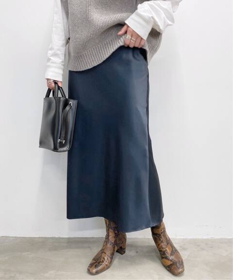 ジェリーサテンナロースカート Journal Standard ジャーナルスタンダード 公式のファッション通販 Baycrew S Store ジェリーサテンナロースカート Journal Standard ジャーナルスタンダード 公式のファッション通販 Baycrew S Store