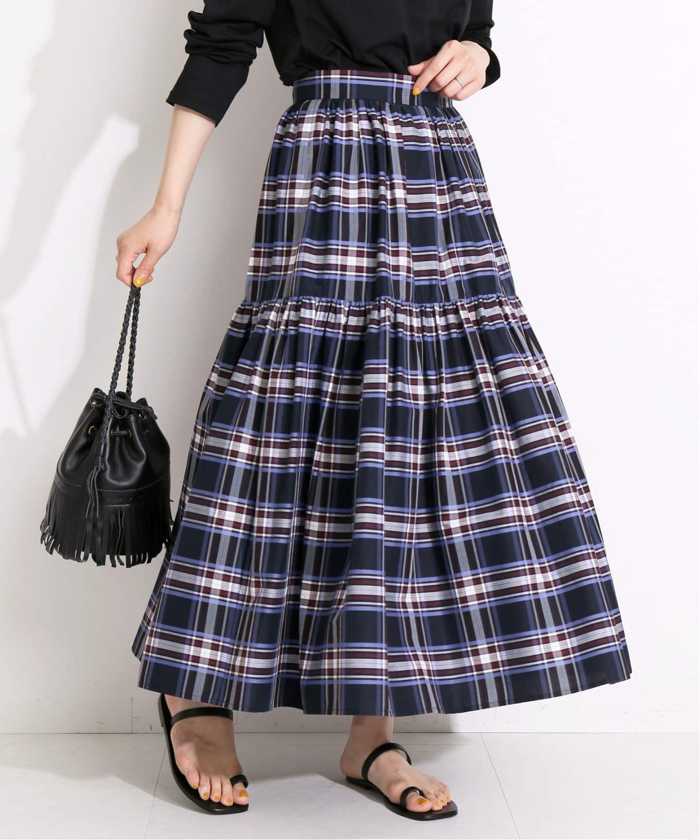 美品✨ ヴェルメイユパーイエナ ロング ティアードスカート　紺　現行　36 美品✨ ヴェルメイユパーイエナ ロング ティアードスカート 紺