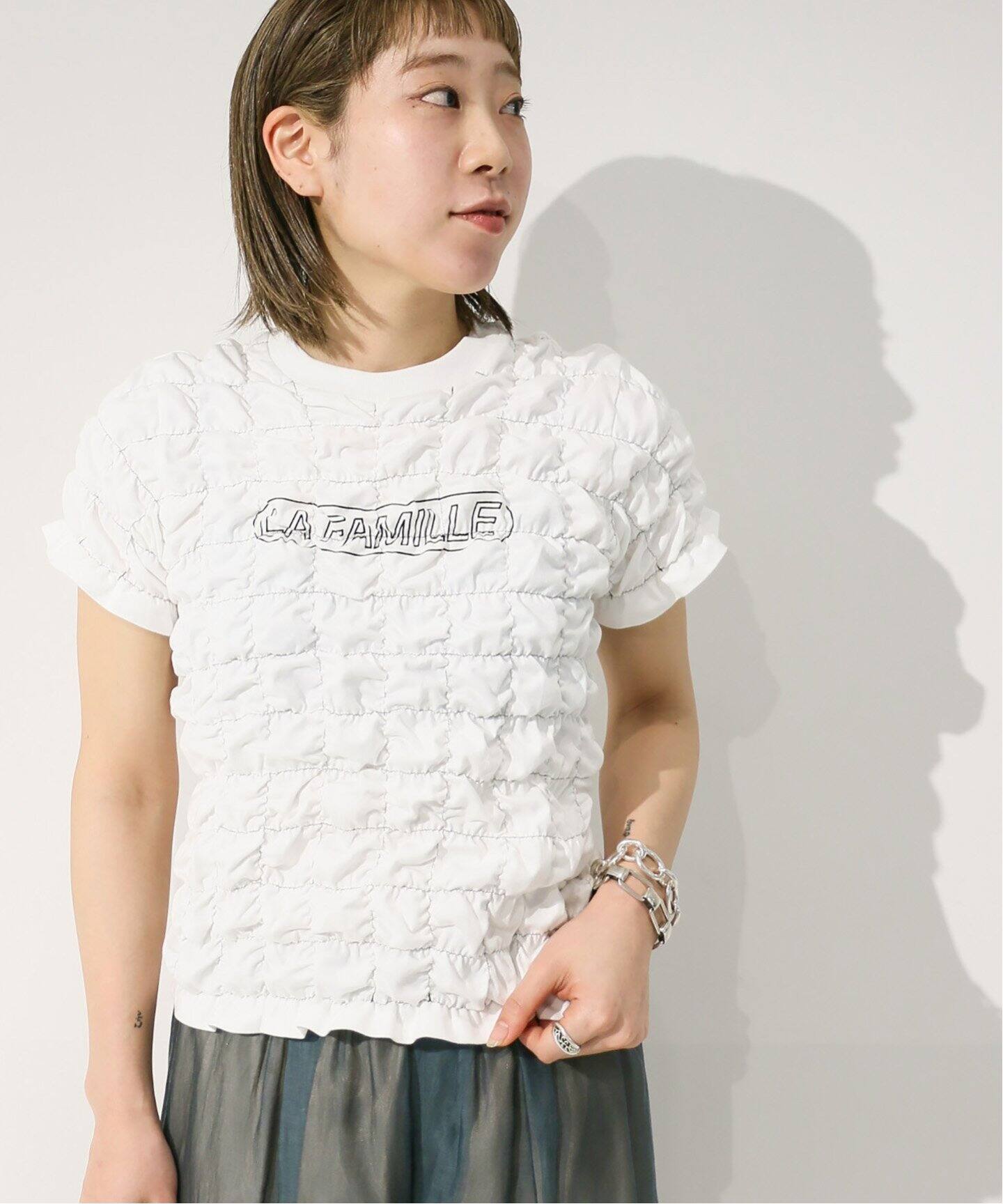 SUPER yaya LA FAMILLE Tシャツ