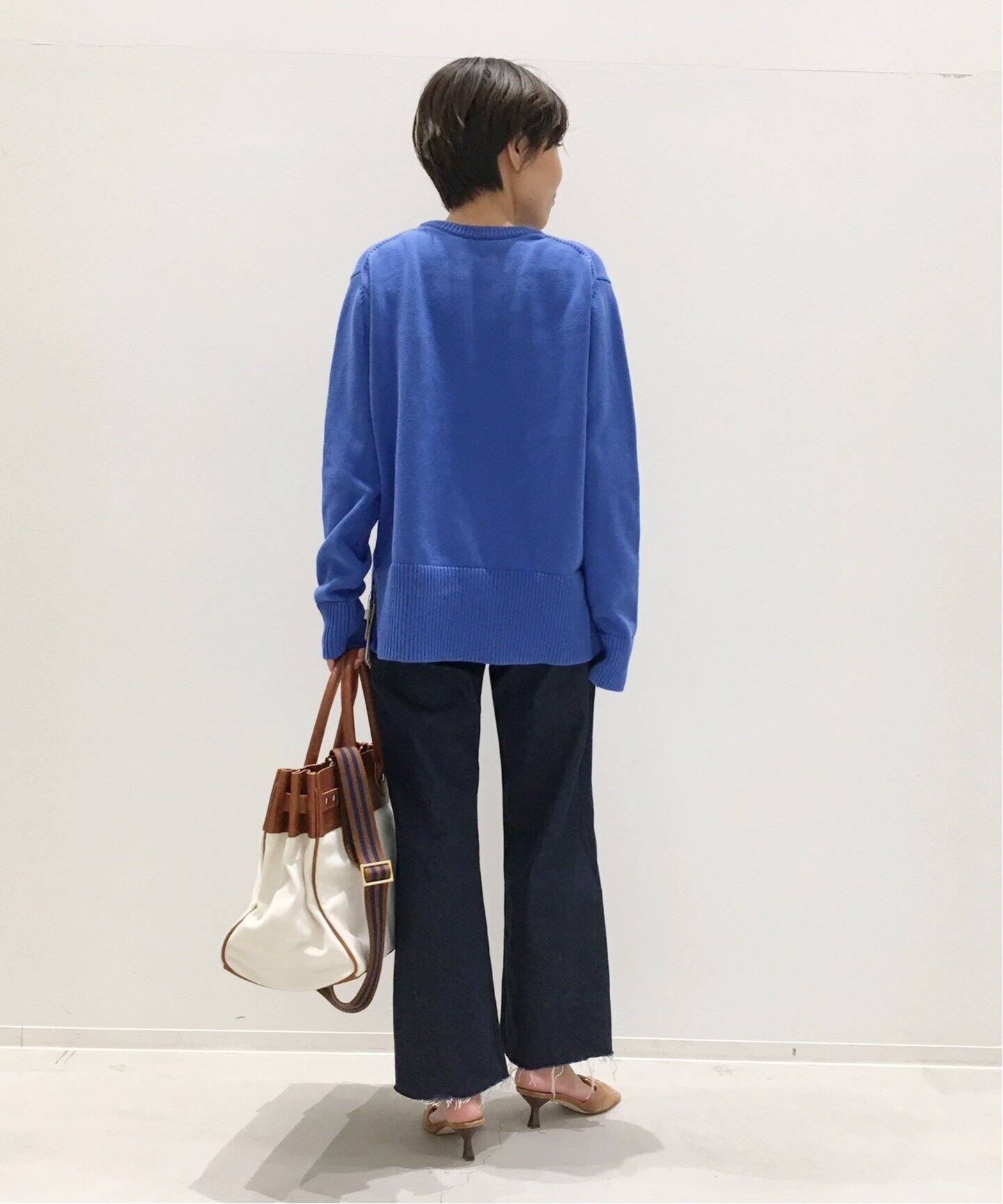 クルーネックSlit Knit|L'Appartement(アパルトモン)公式の クルーネックSlit Knit|L'Appartement(アパルトモン)公式の