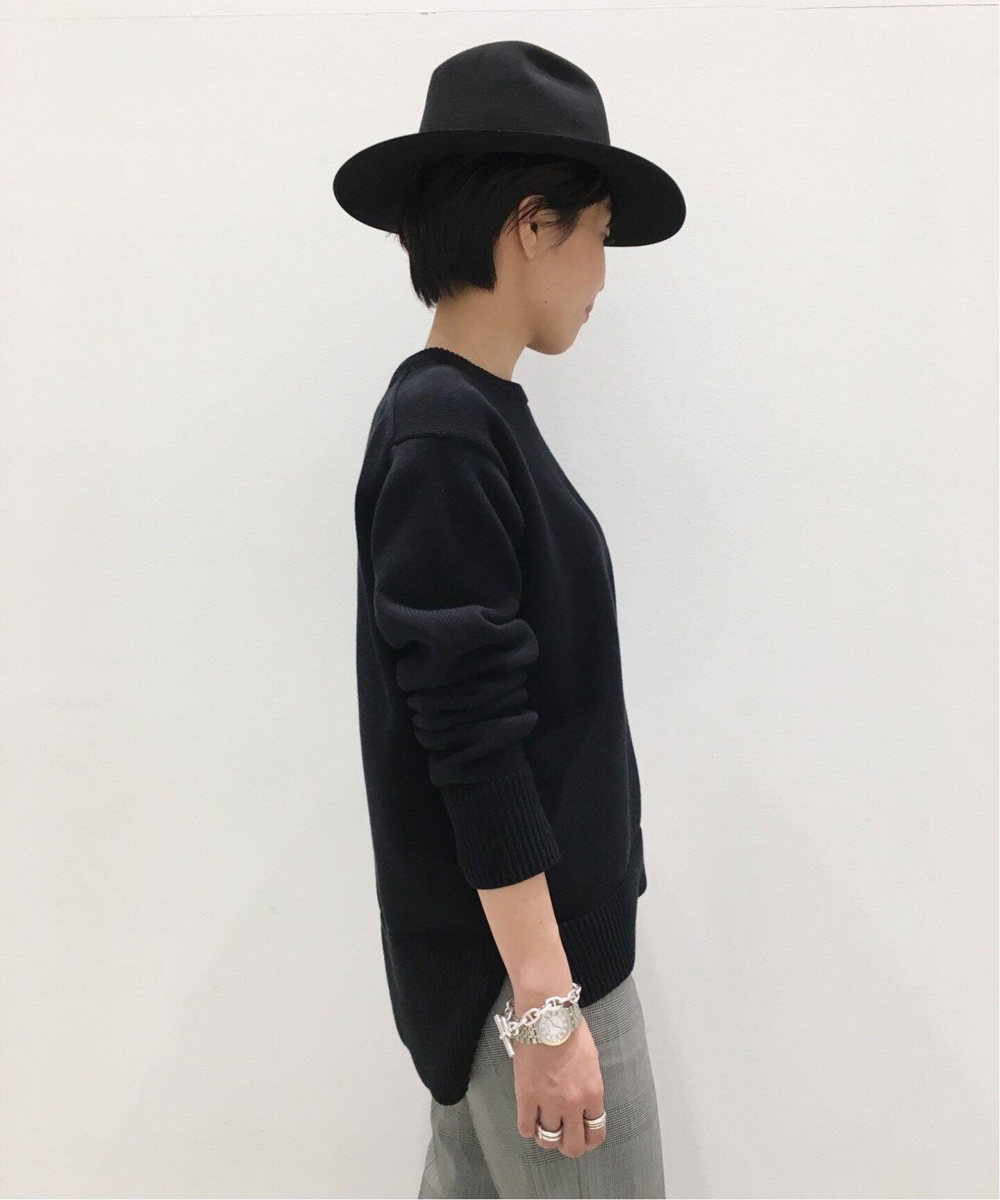 クルーネックSlit Knit|L'Appartement(アパルトモン)公式の クルーネックSlit Knit|L'Appartement(アパルトモン)公式の