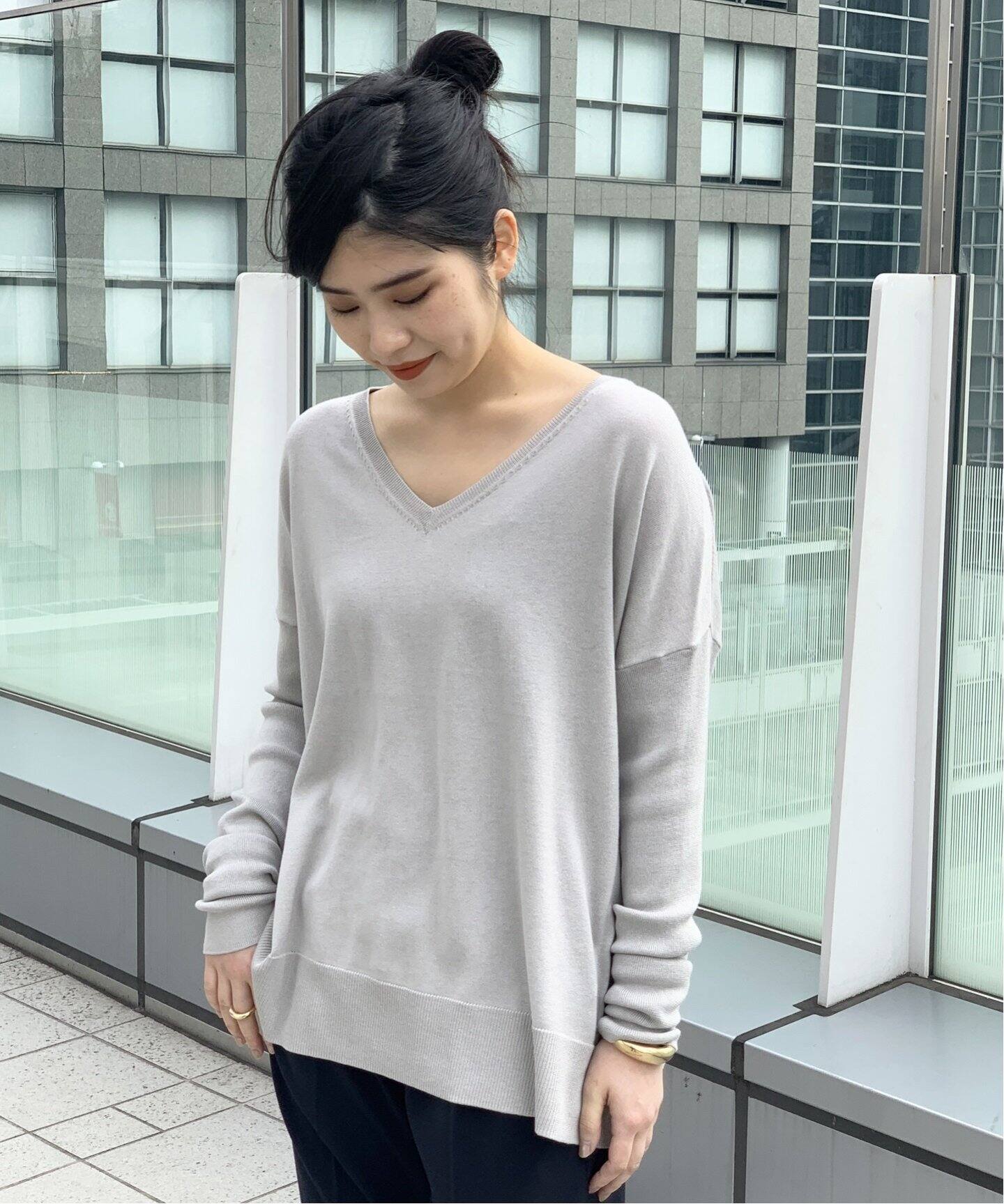 AP STUDIO Mulberry Vネックプルオーバー AP STUDIO Mulberry Vネックプルオーバー