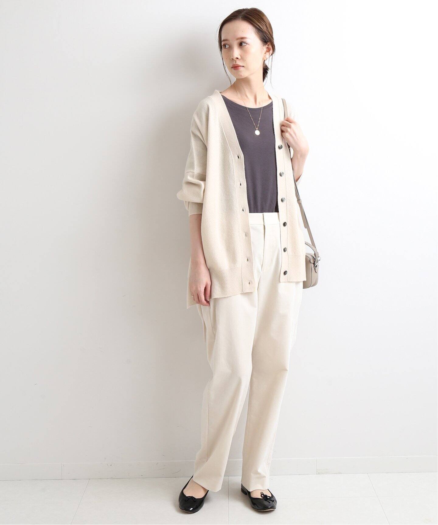 カシミヤ ワイドVネックカーディガン◇|IENA(イエナ)公式の 最新グッズがいっぱい ナチュラル ワイドVネックプルオーバー カシミヤ IENA ニット/セーター