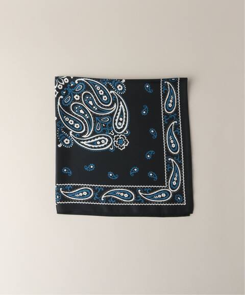 バンダナ柄スカーフ B C Stock ベーセーストック 公式のファッション通販 Baycrew S Store