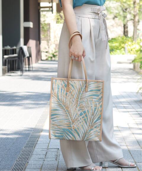 ボタニカルトートbag B C Stock ベーセーストック 公式のファッション通販 Baycrew S Store