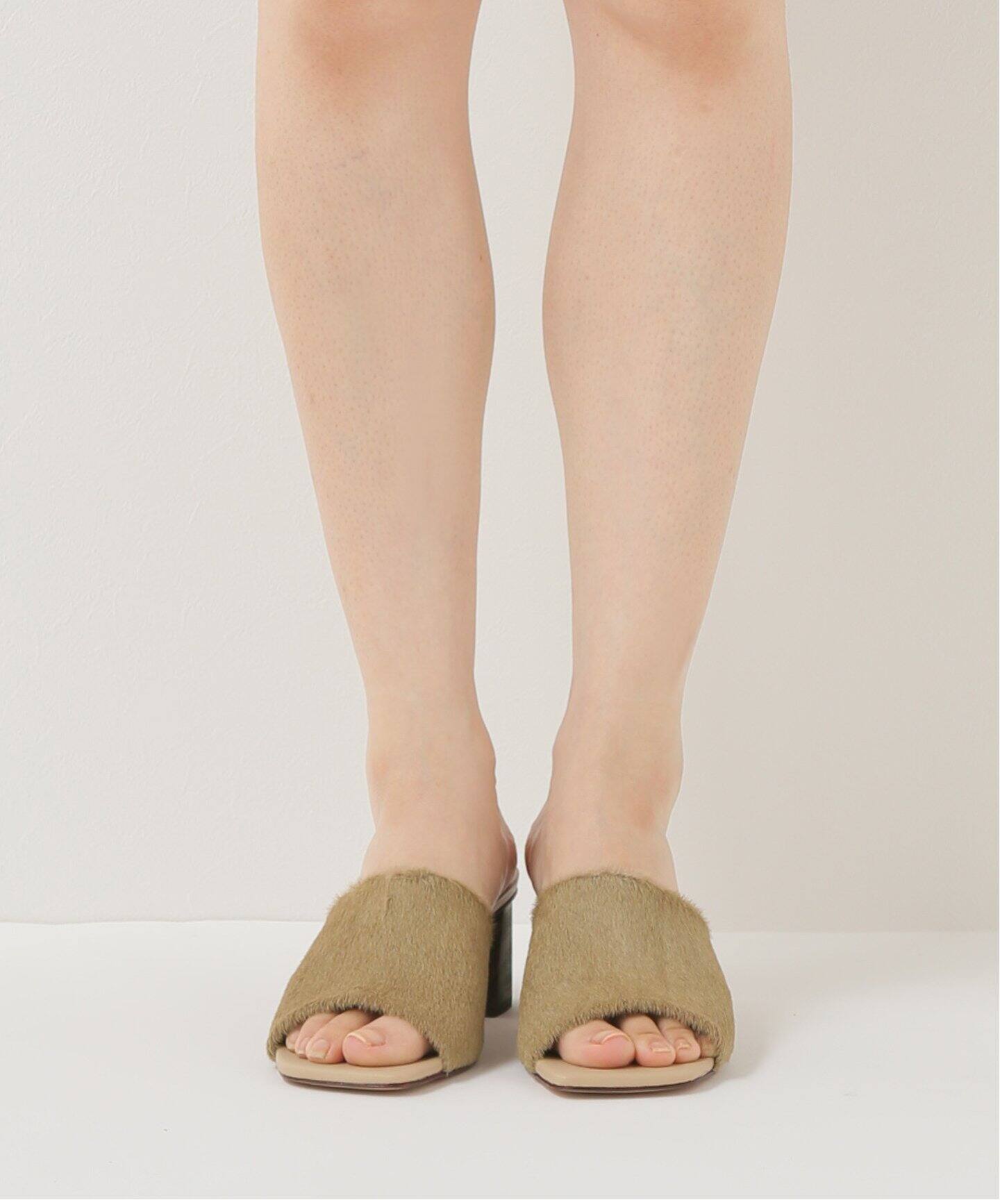 MARI GIUDICELLI /マリ ジウディセリ】ポニー ミュール（サンダル  