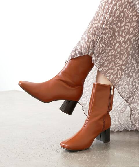 スクエアミドルブーツ B C Stock ベーセーストック 公式のファッション通販 Baycrew S Store